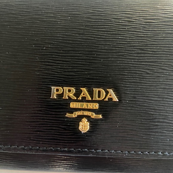 Authentic Prada Large Saffiano Leather Wallet - Picture 8 of 10